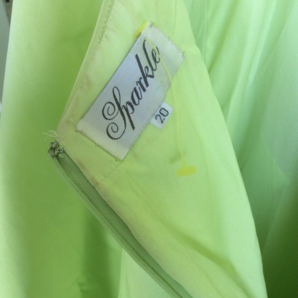 Prom gown Size 20 - Picture 12 of 12